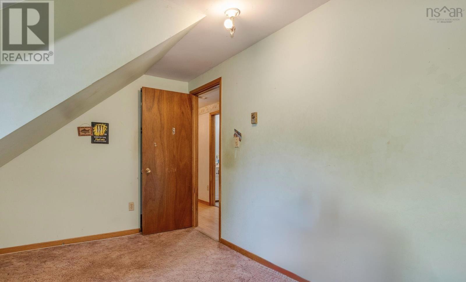 Property 23 of 33 of 1160 Pine Crest Drive