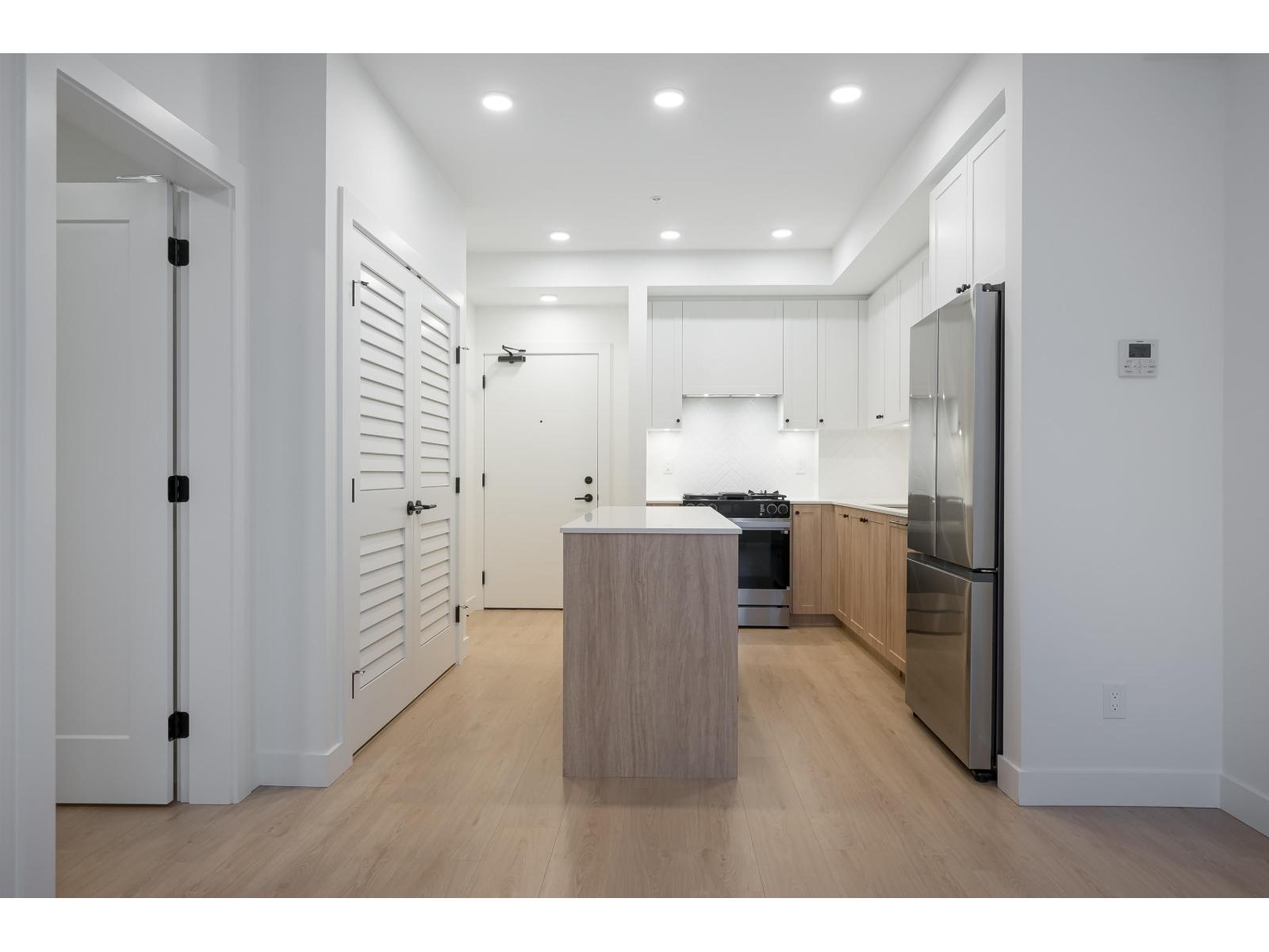 206 19911 76 AVENUE, Langley