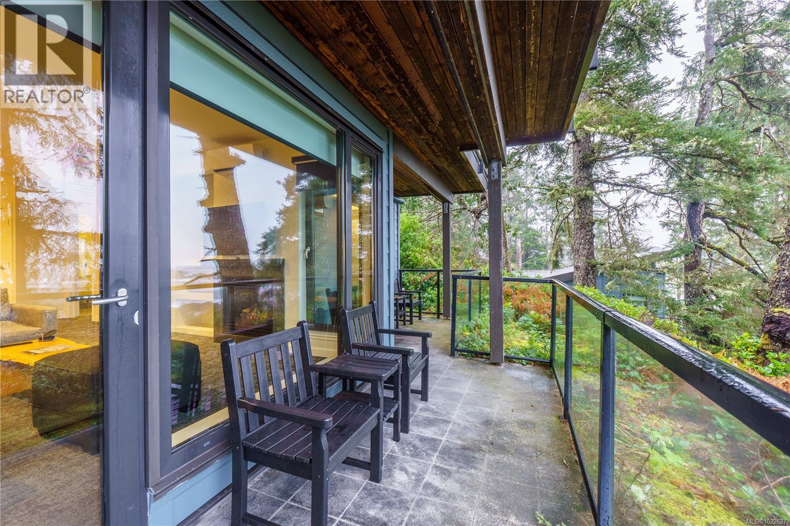 1601 596 Marine Dr, Ucluelet