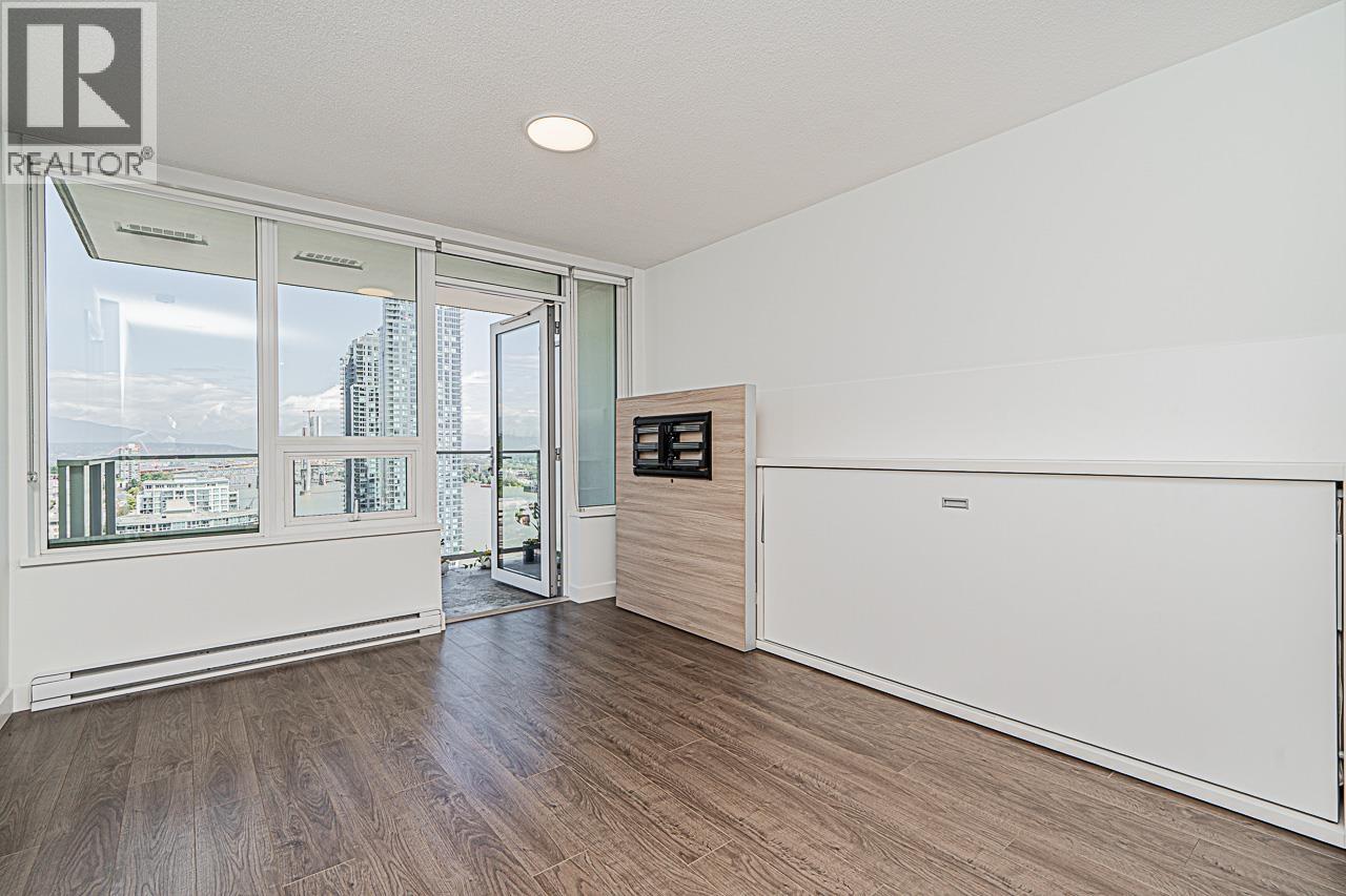 2712 908 QUAYSIDE DRIVE, New Westminster