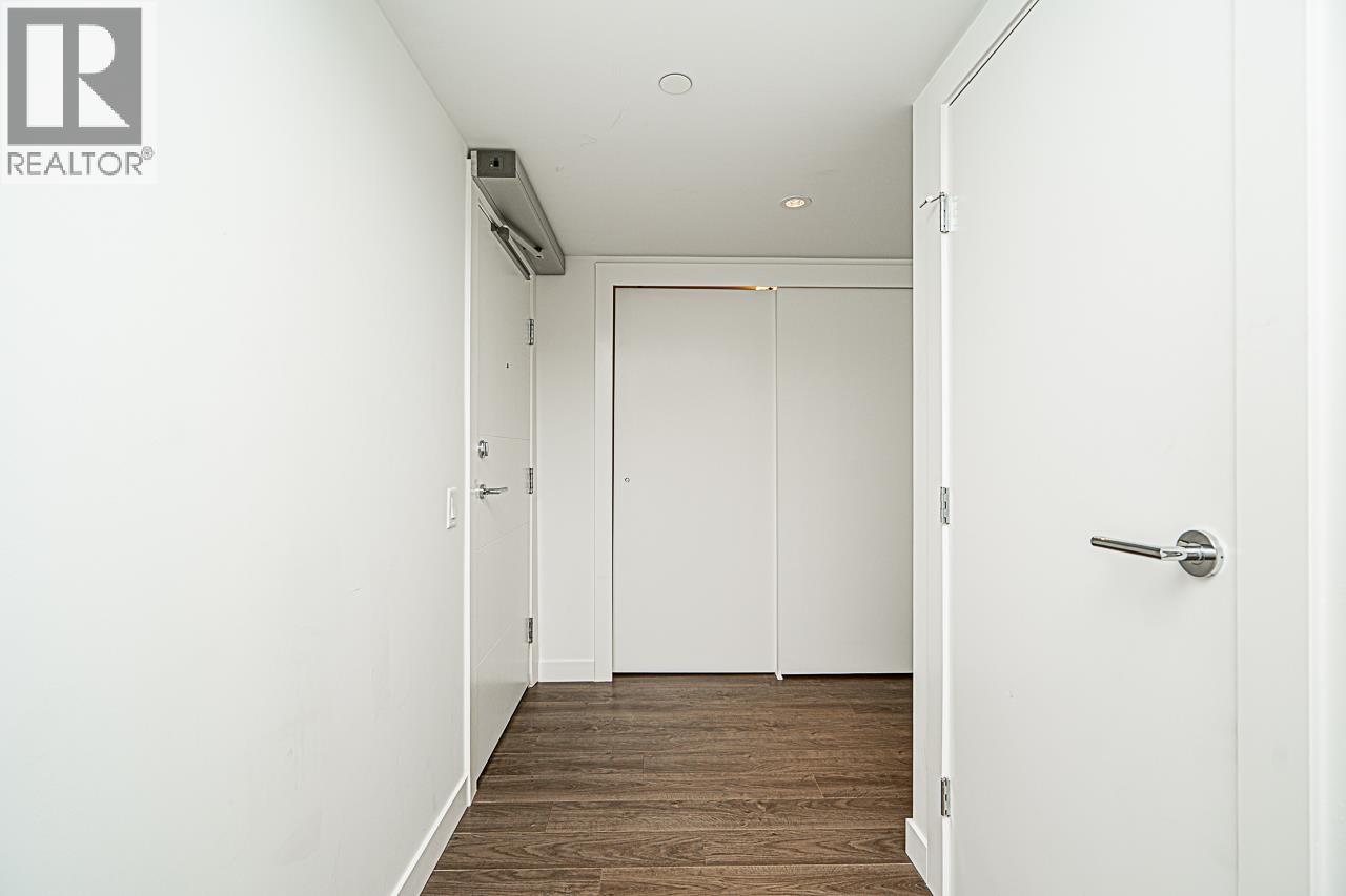 2712 908 QUAYSIDE DRIVE, New Westminster