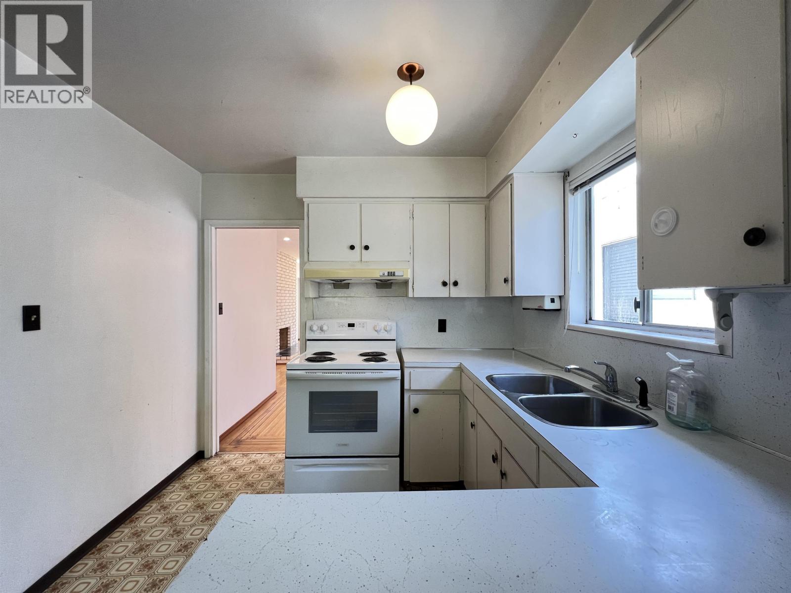 235 E 62ND AVENUE, Vancouver