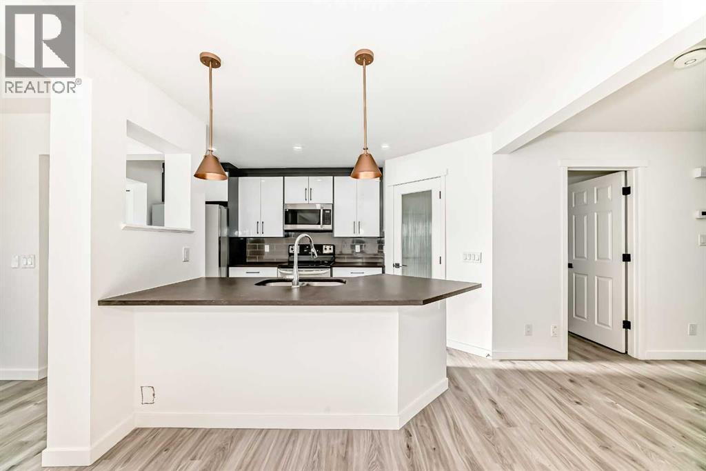 Single Family House for Sale in  Saddlecrest Way NE Saddle Ridge Calgary 