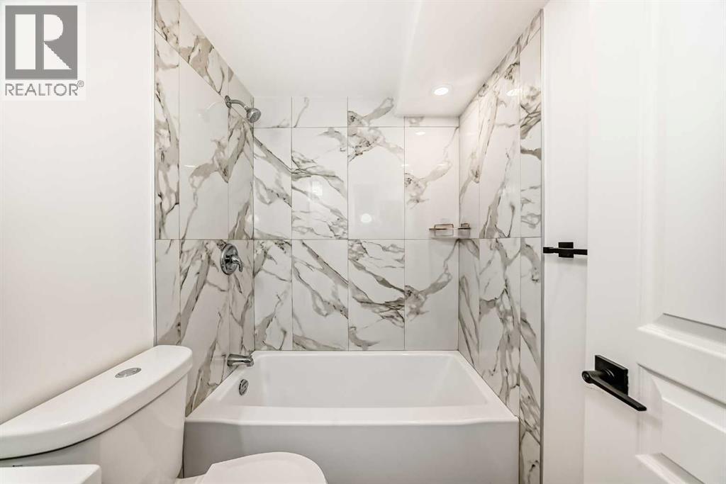 Single Family House for Sale in  Saddlecrest Way NE Saddle Ridge Calgary 