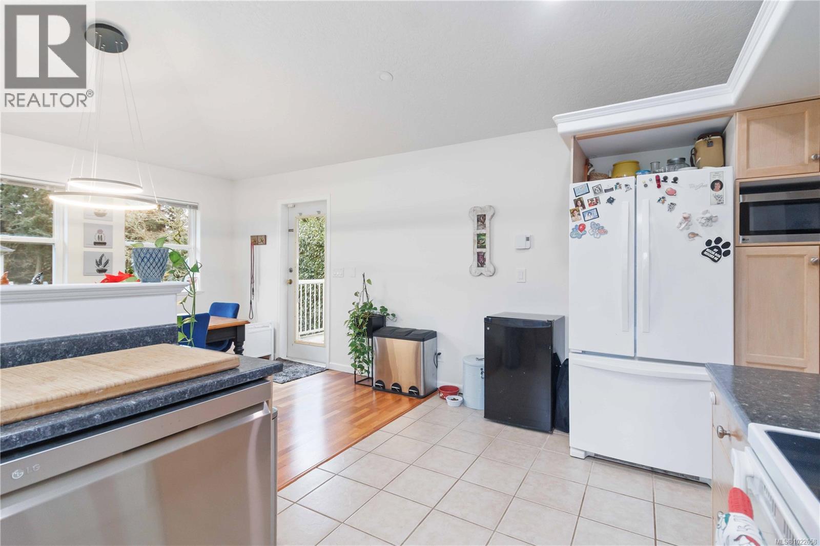 A 3037 Pickford Rd, Colwood