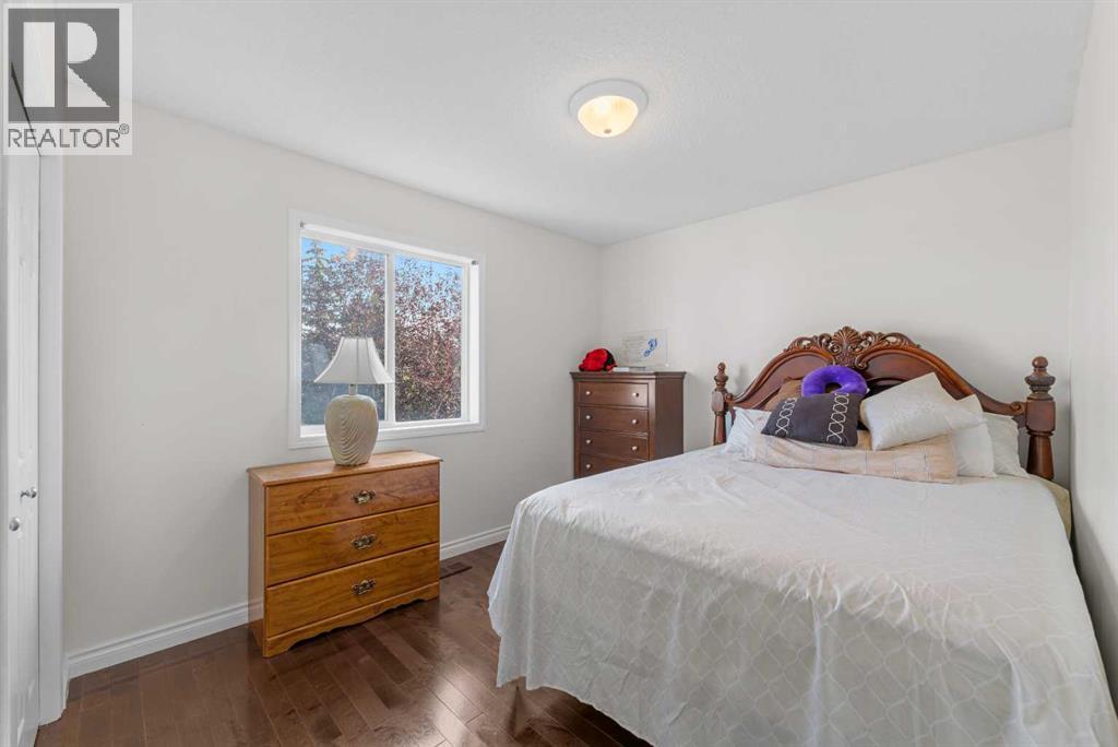 Single Family House for Sale in  Citadel Ridge Green NW Citadel Calgary 