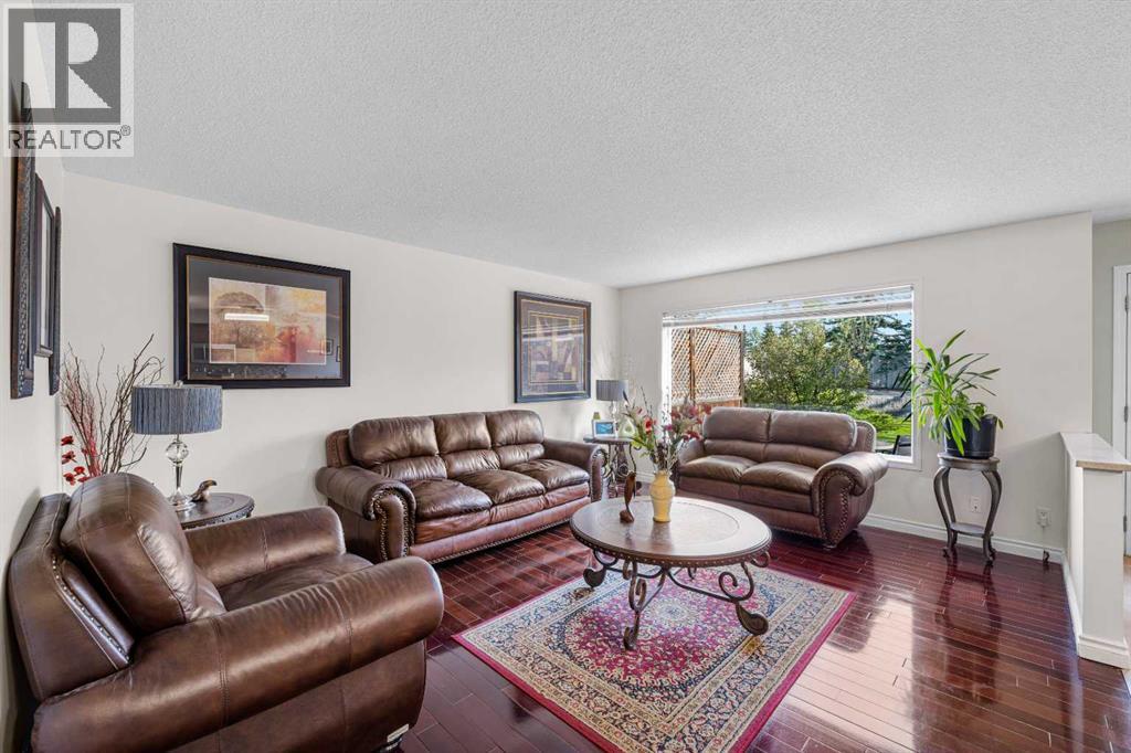 Single Family House for Sale in  Citadel Ridge Green NW Citadel Calgary 