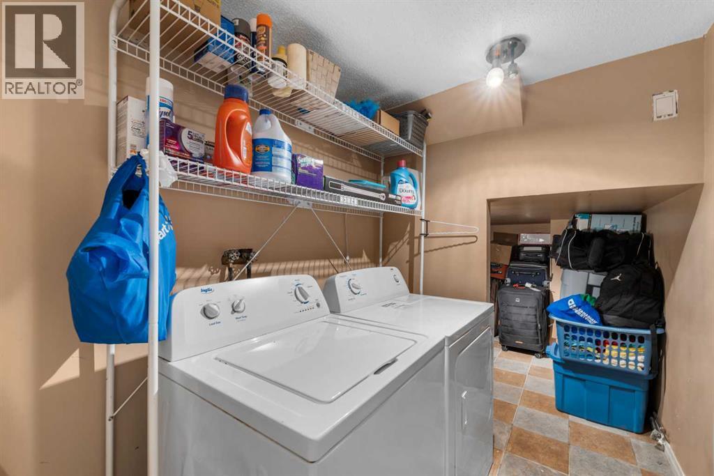 Single Family House for Sale in  Citadel Ridge Green NW Citadel Calgary 