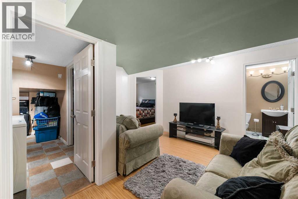 Single Family House for Sale in  Citadel Ridge Green NW Citadel Calgary 