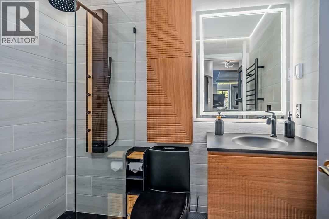 405 3176 PLATEAU BOULEVARD, Coquitlam