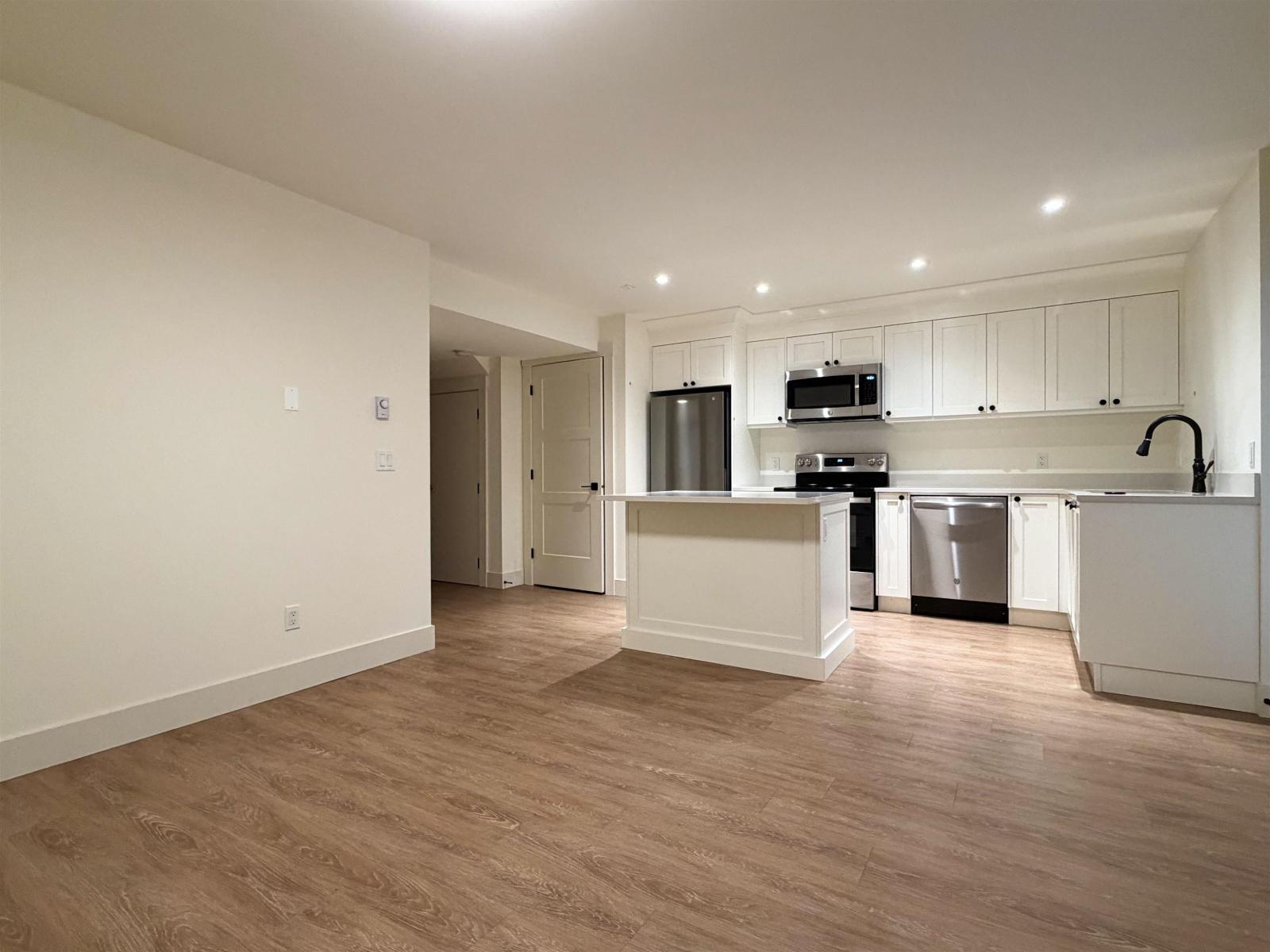 Basement-19751 75 AVENUE, Langley