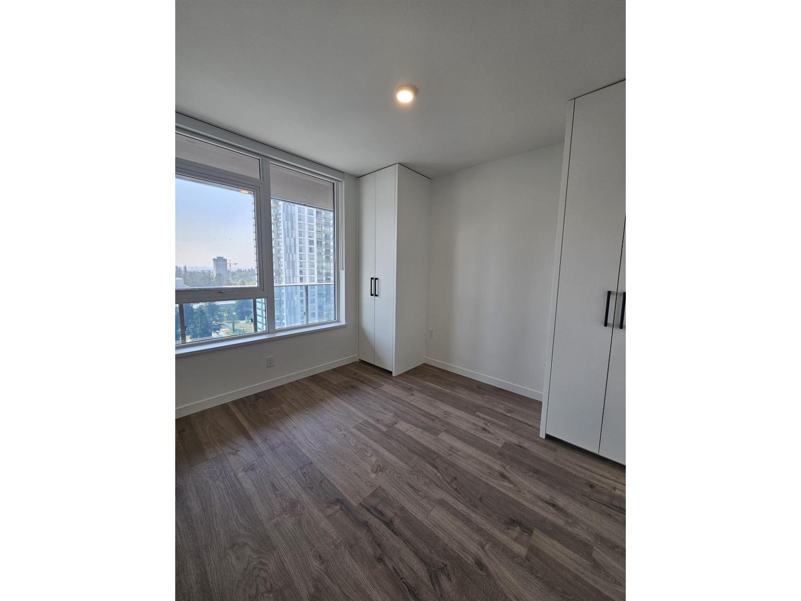 17xx 10448 UNIVERSITY DRIVE, Surrey