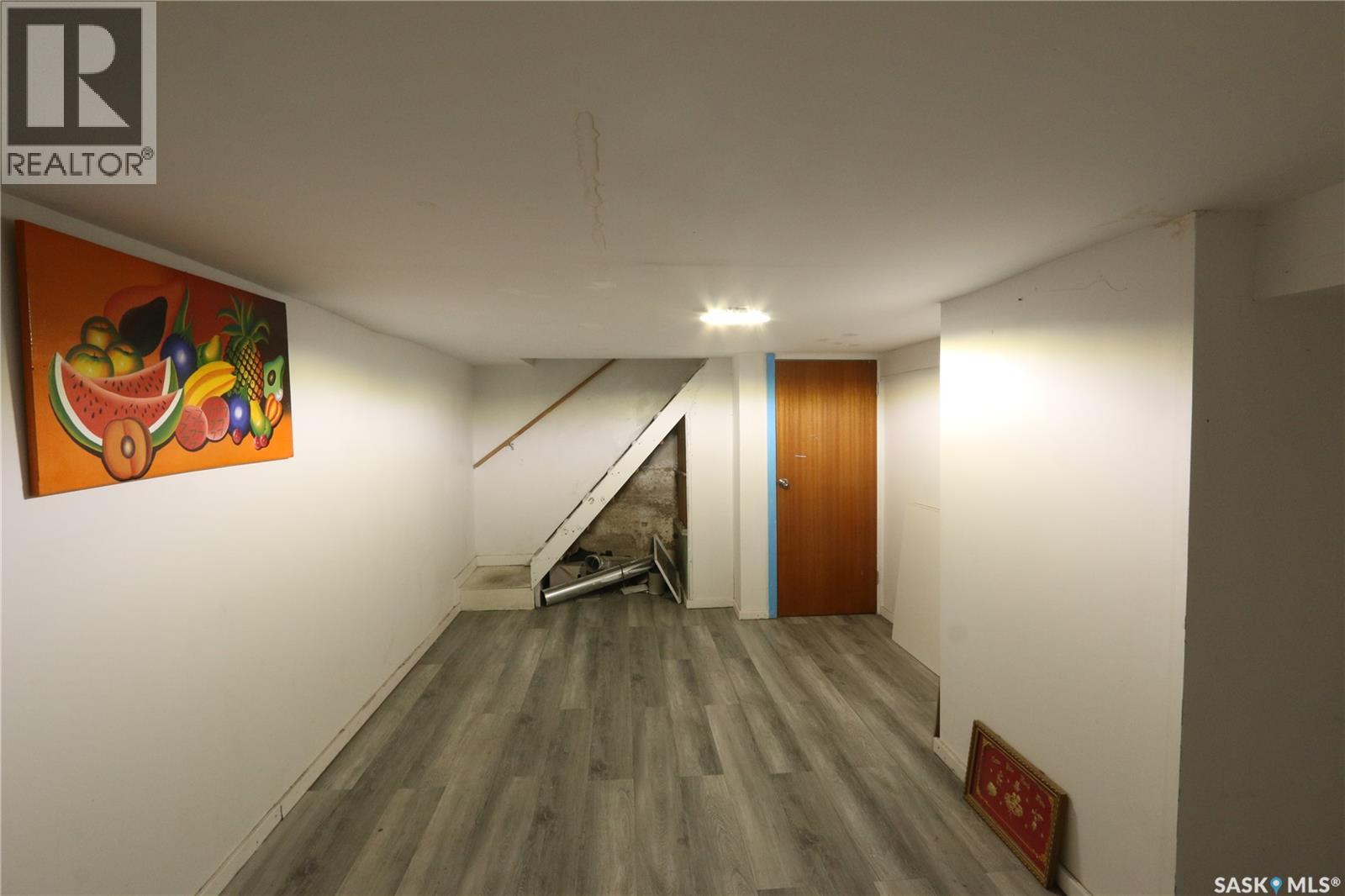 1115 ROBINSON STREET - 9