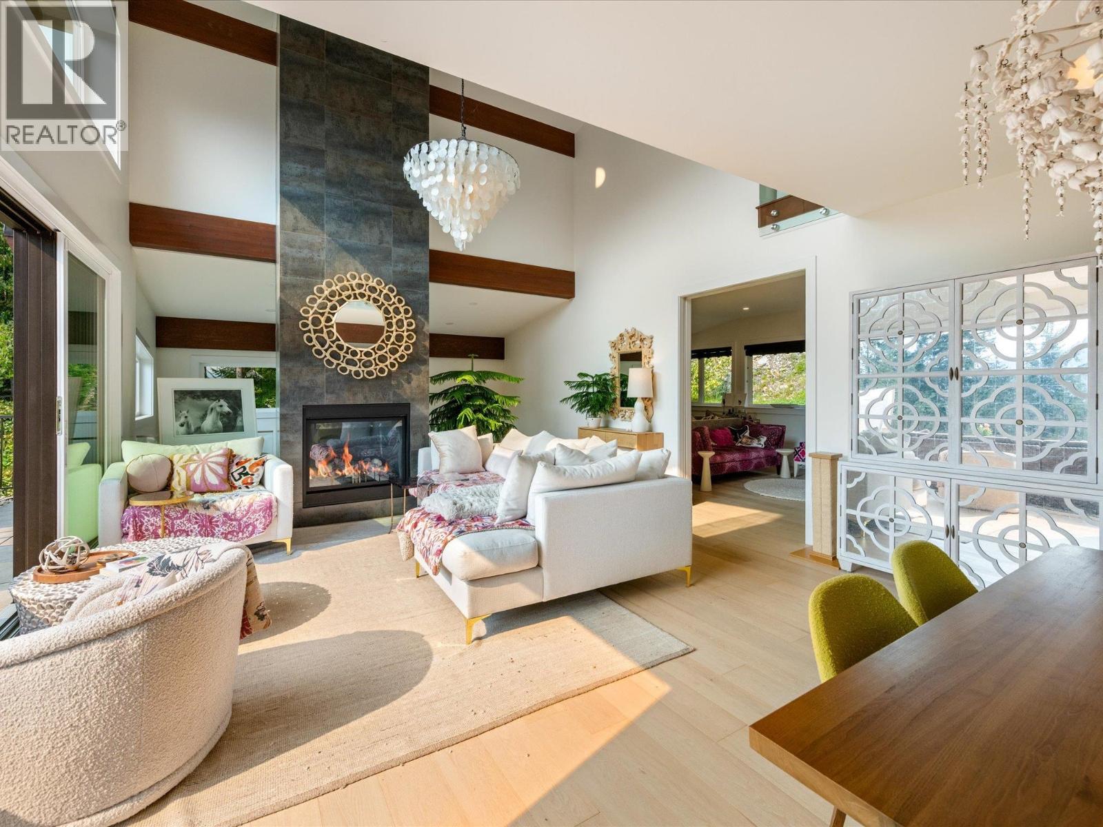 9331 EMERALD DRIVE, Whistler