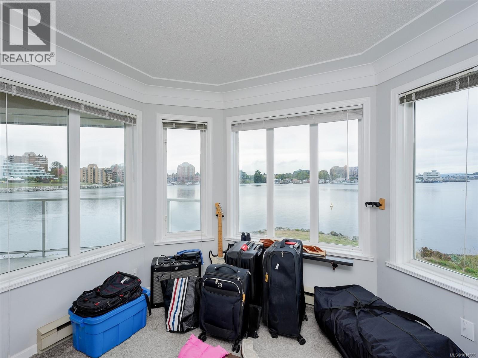 209 55 Songhees Rd, Victoria