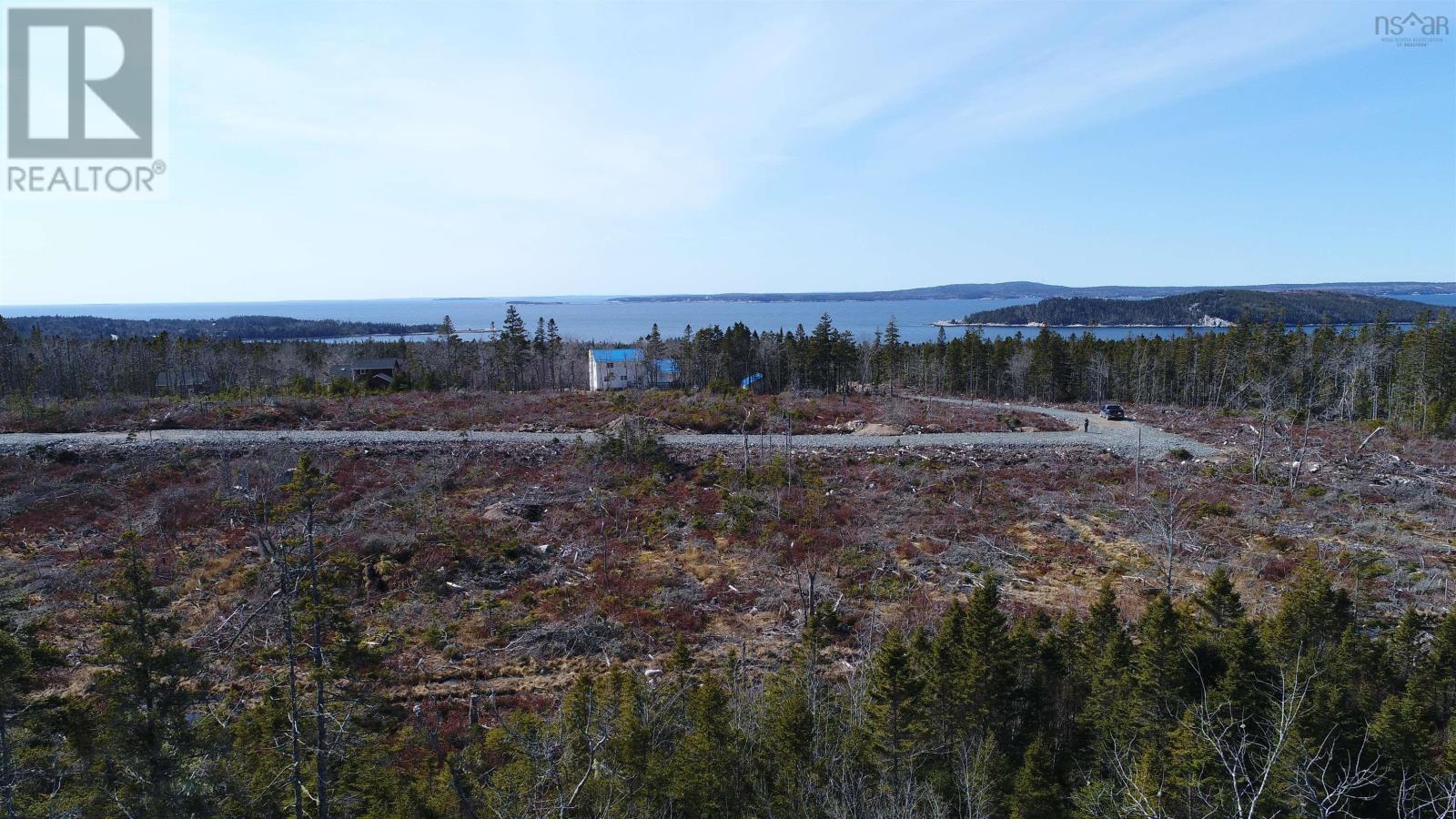 Property 6 of 7 of Skreia Road