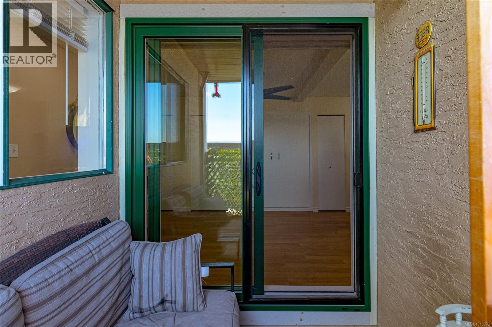 312 3460 Quadra St, Saanich