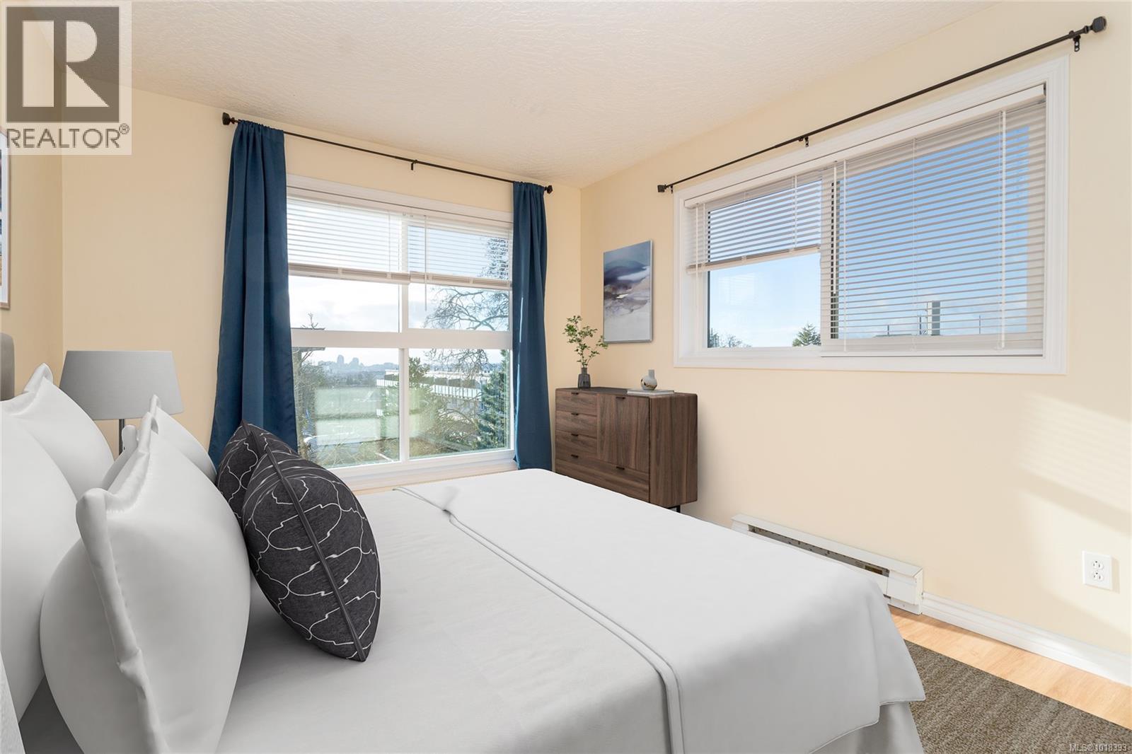 312 3460 Quadra St, Saanich