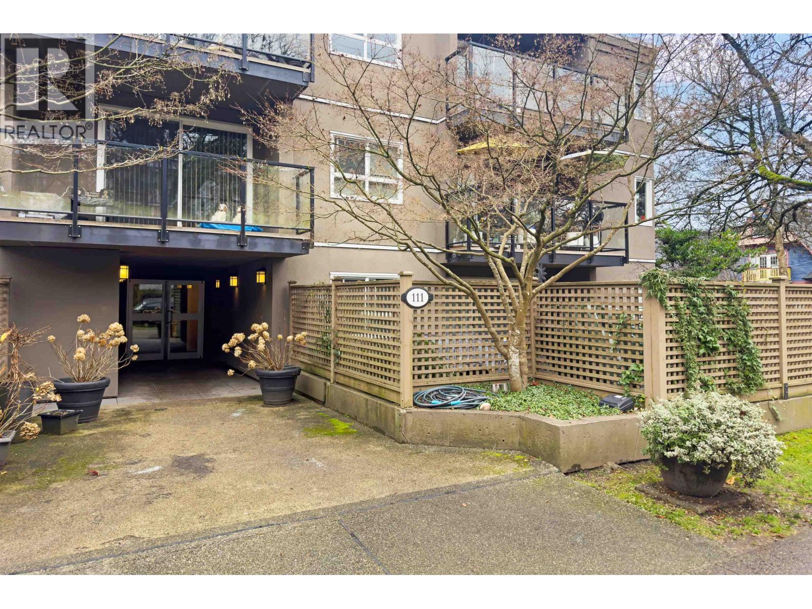 205 111 W 10TH AVENUE, Vancouver