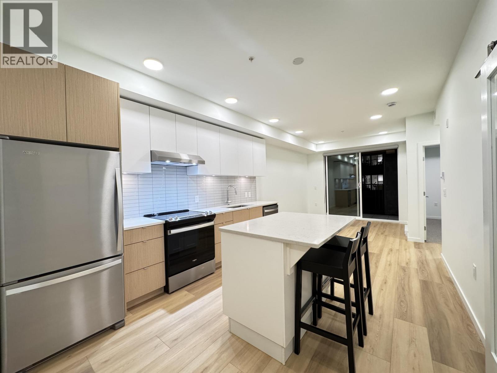 405 1360 VICTORIA STREET, Squamish