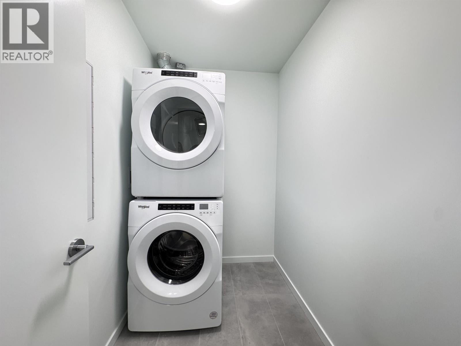 405 1360 VICTORIA STREET, Squamish