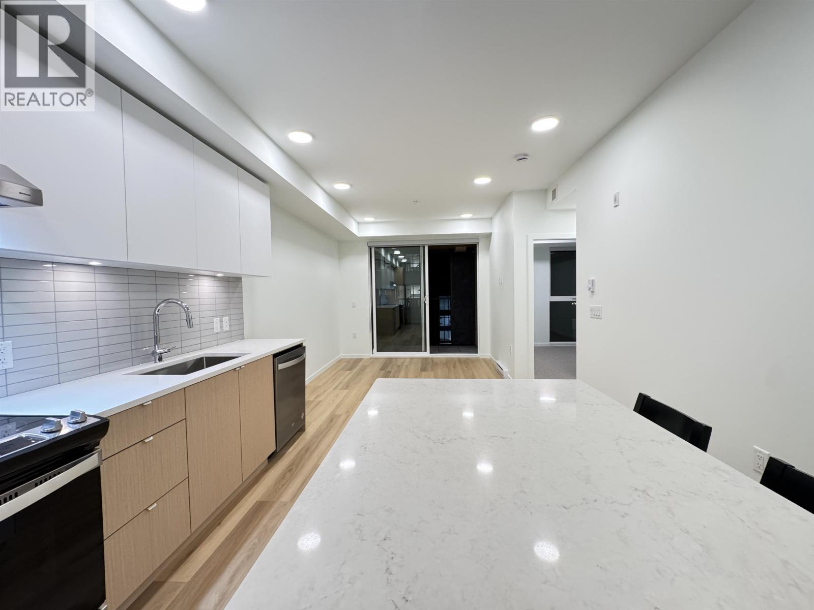 405 1360 VICTORIA STREET, Squamish