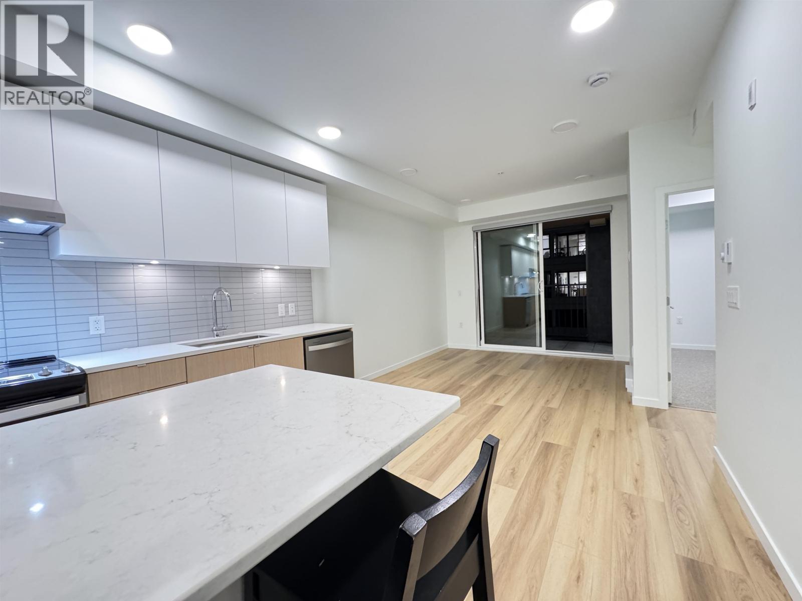 405 1360 VICTORIA STREET, Squamish