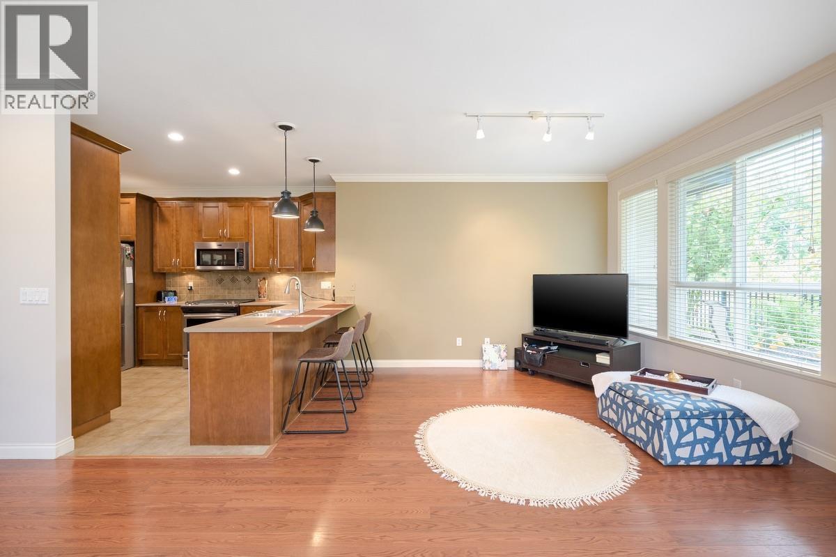 #1-6105 RIVER Road, Delta