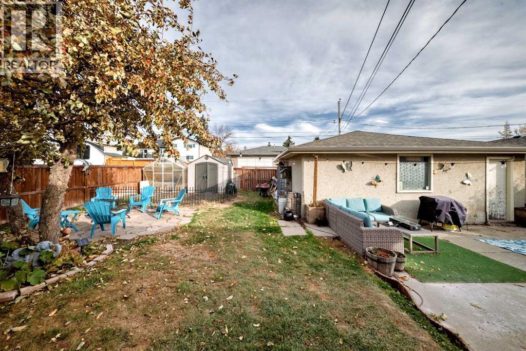 Single Family House Bungalow for Sale in  Mackid Crescent NE Mayland Heights Calgary 