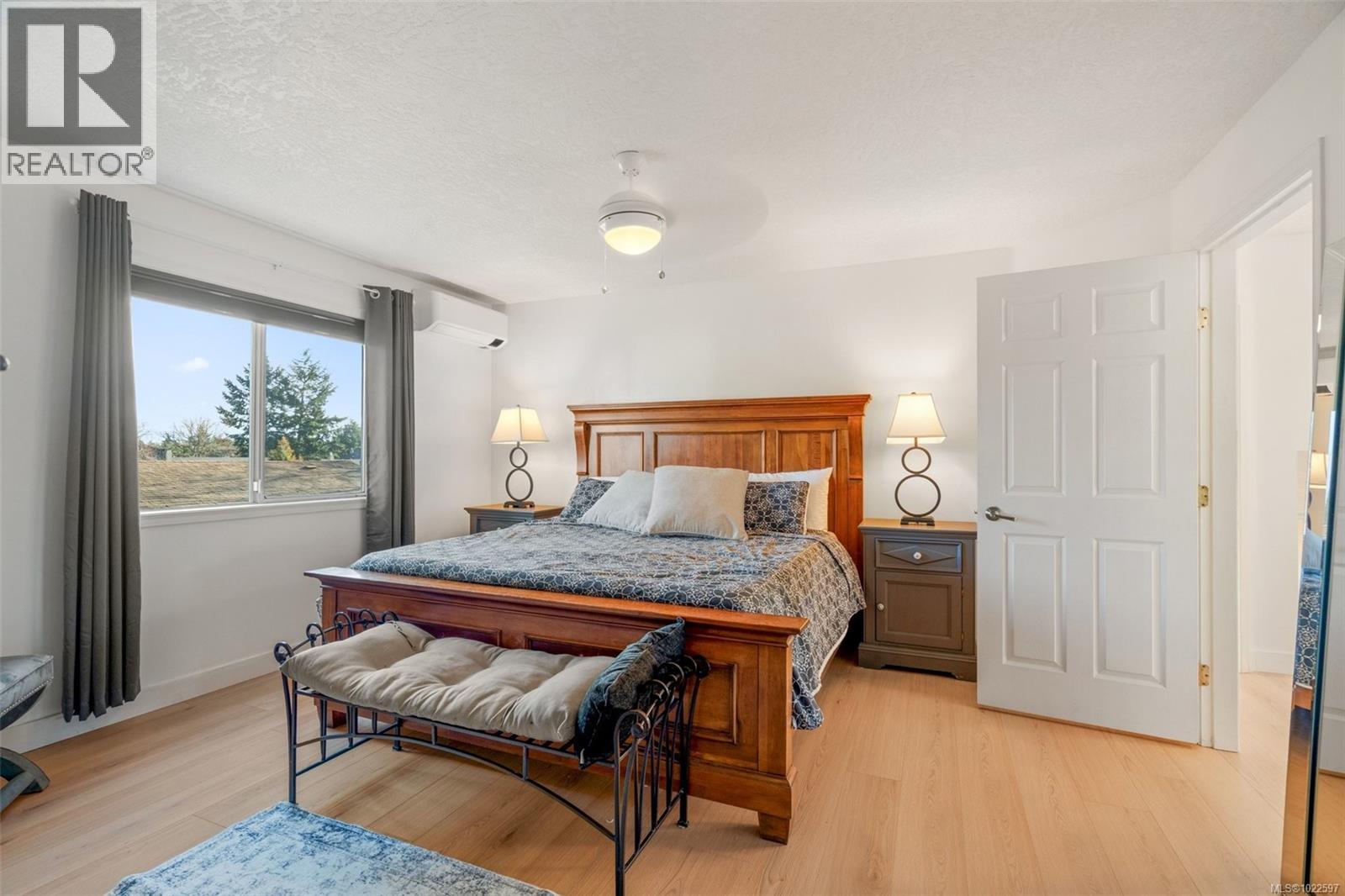 2012 Northbrook Dr, Sidney