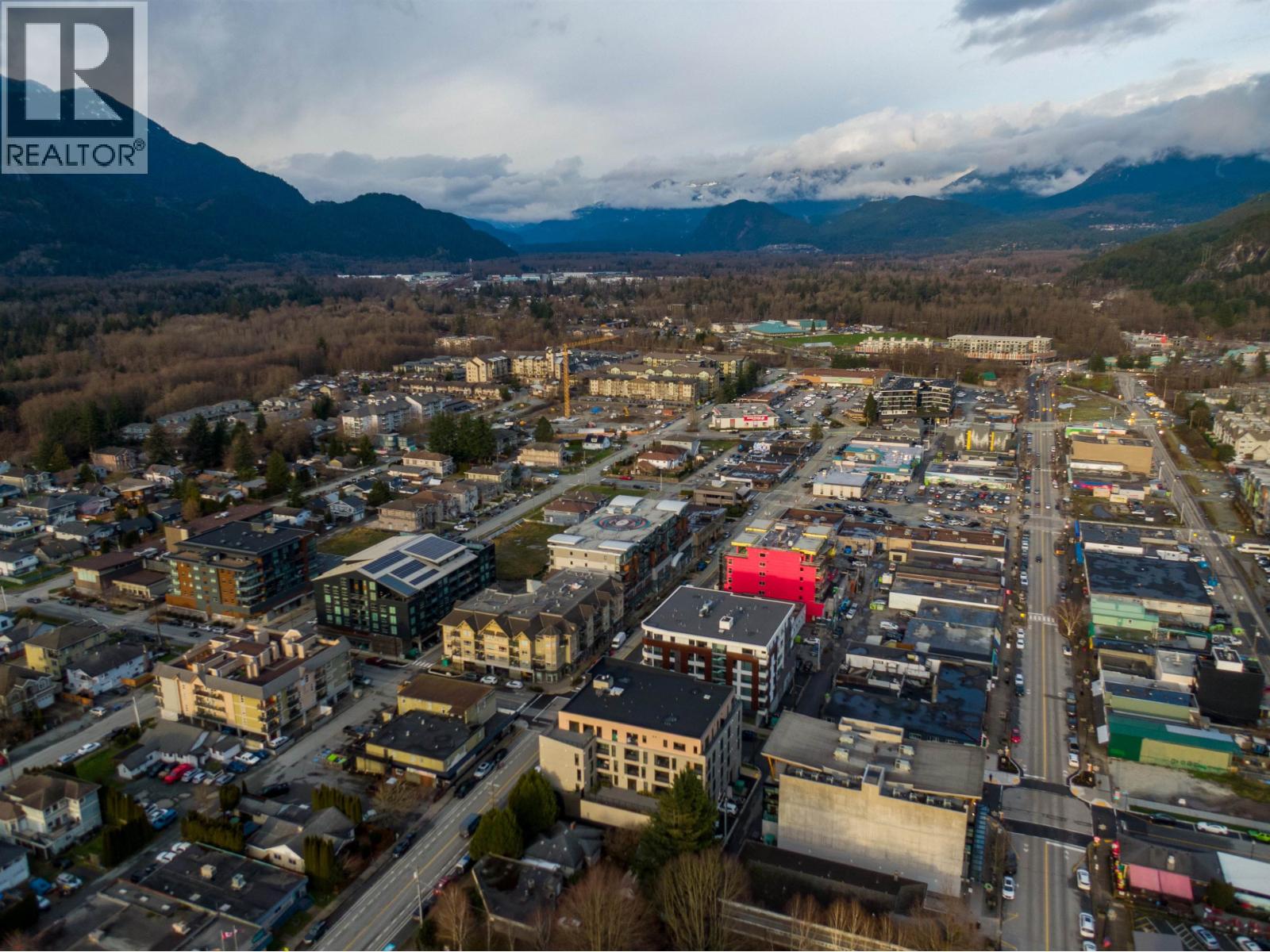 405 37994 SECOND AVENUE, Squamish