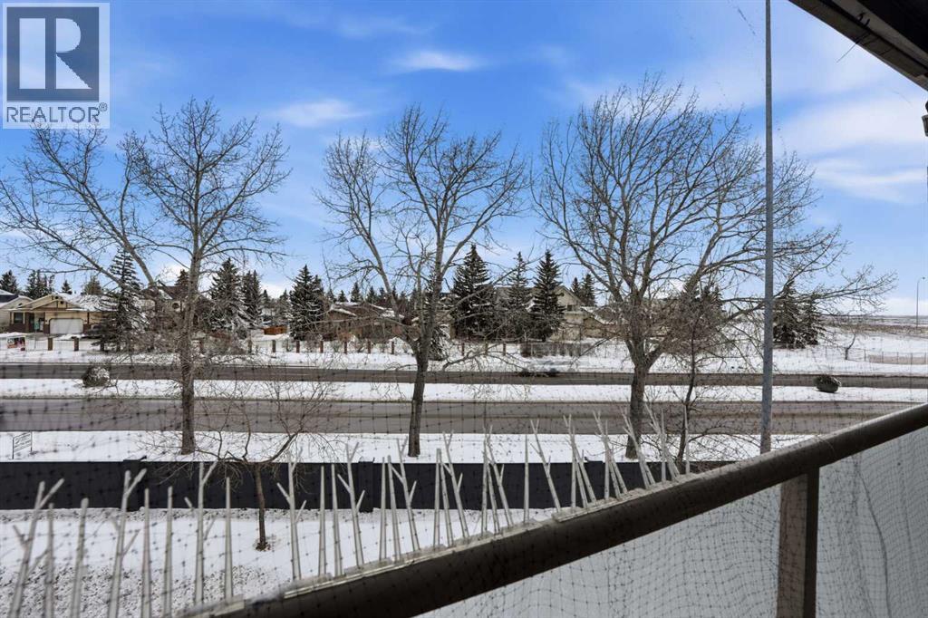 Single Family House for Sale in   Edenwold Heights NW Edgemont Calgary 