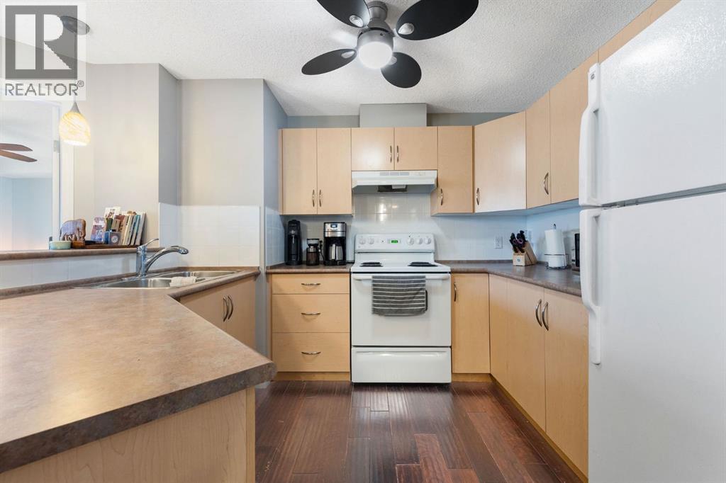 505 Railway Street West, Cochrane