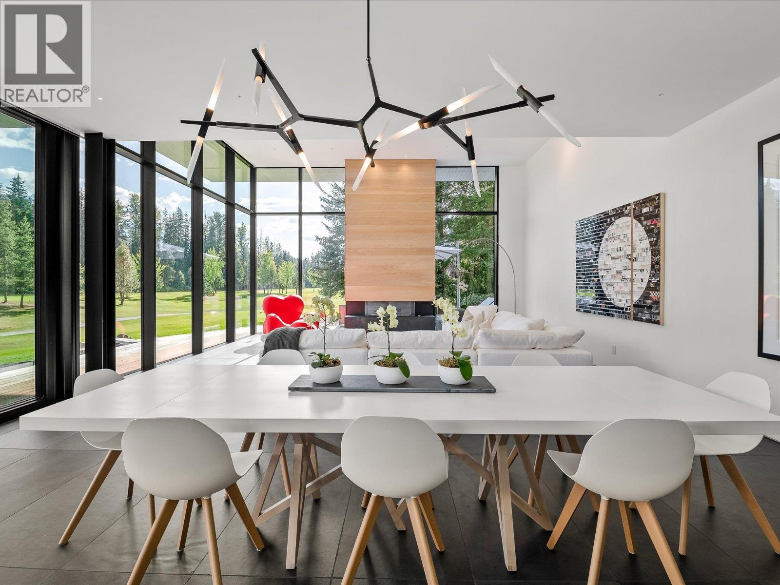 8080 CYPRESS PLACE, Whistler