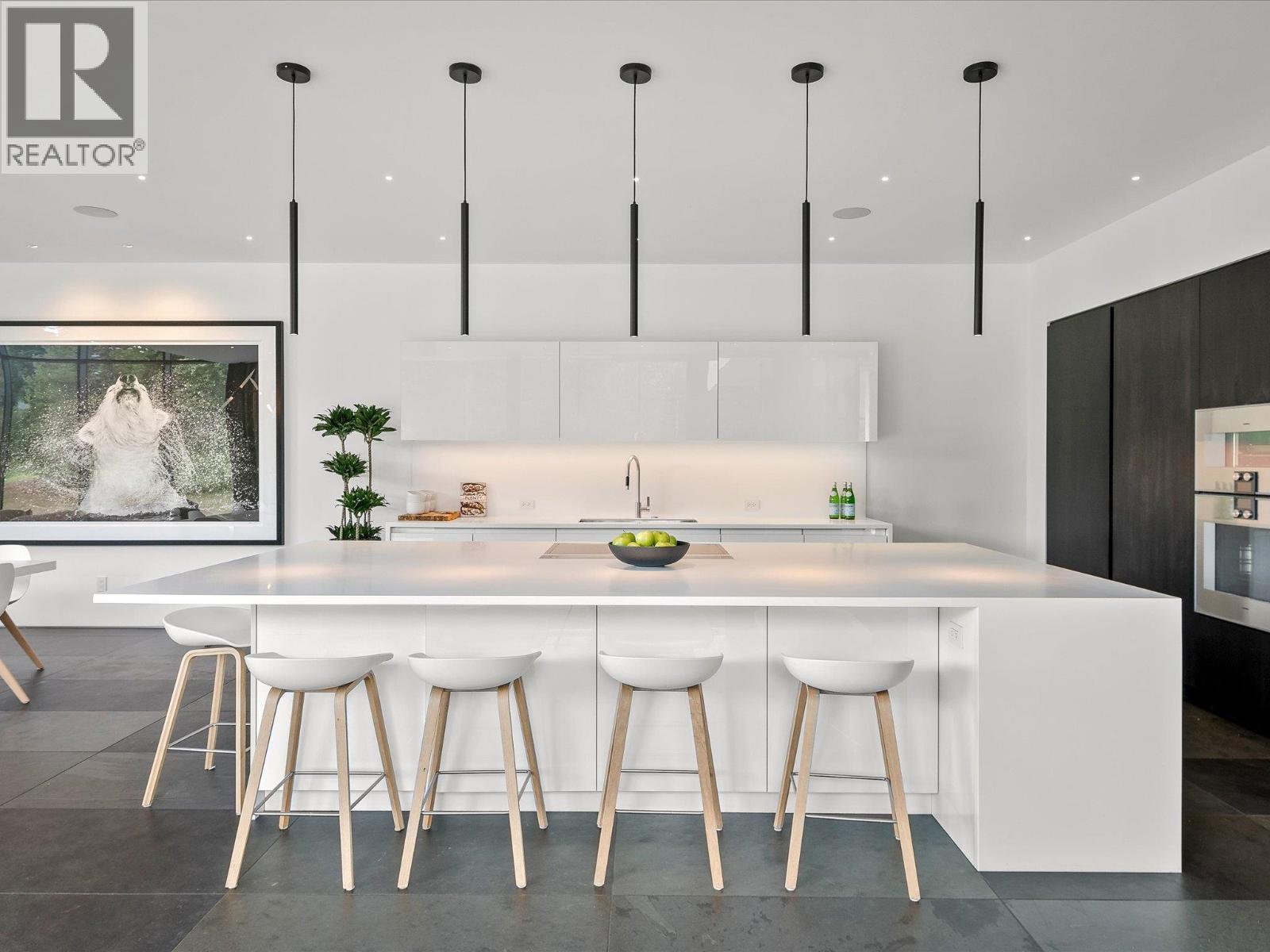 8080 CYPRESS PLACE, Whistler