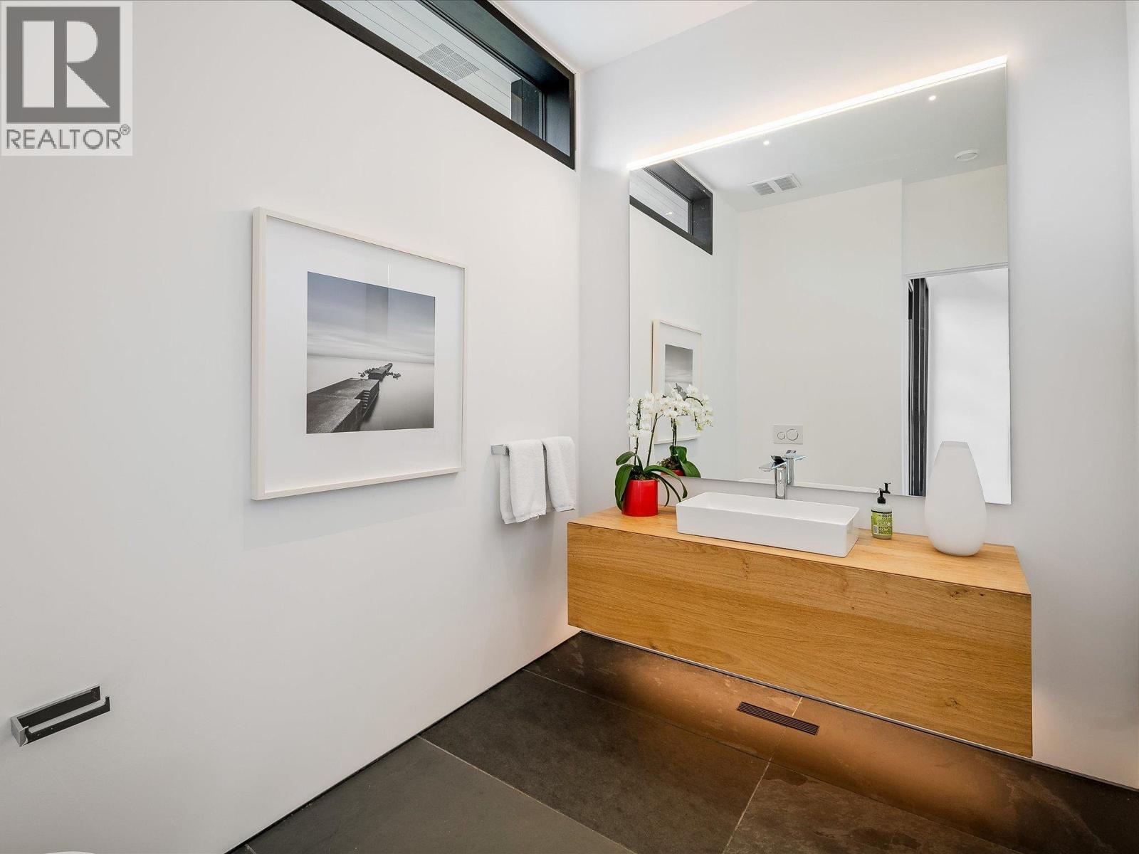 8080 CYPRESS PLACE, Whistler