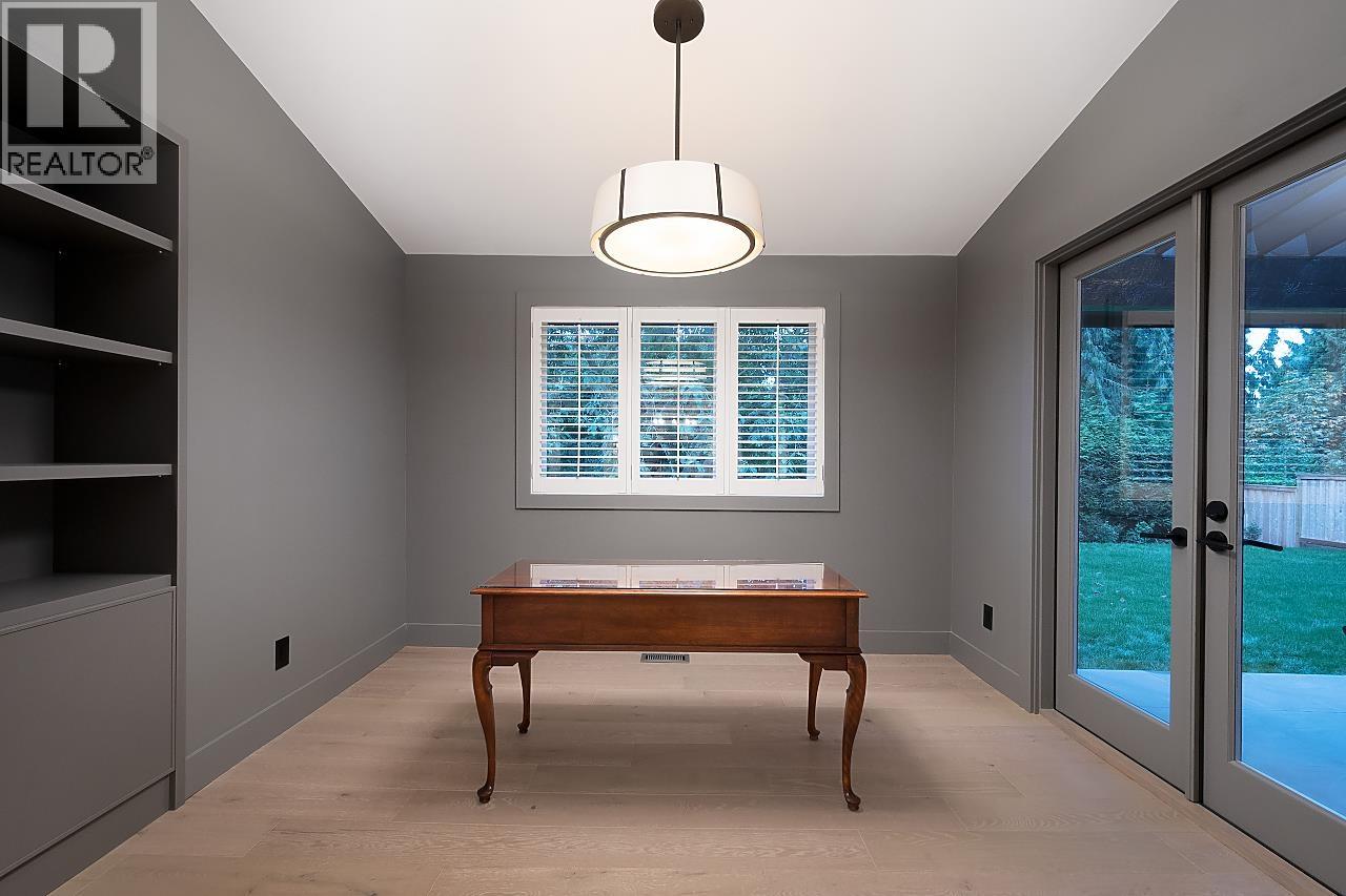 1565 19TH STREET, West Vancouver