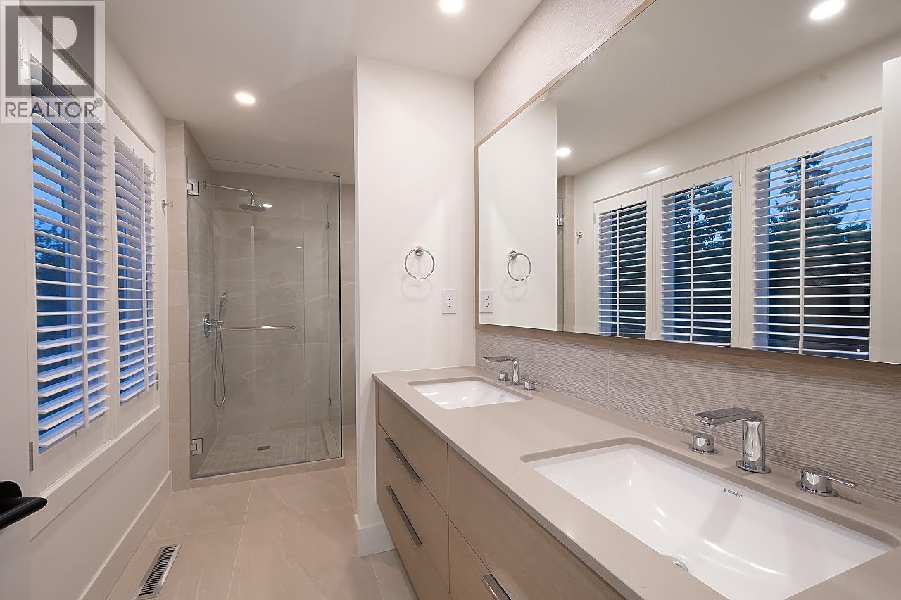 1565 19TH STREET, West Vancouver