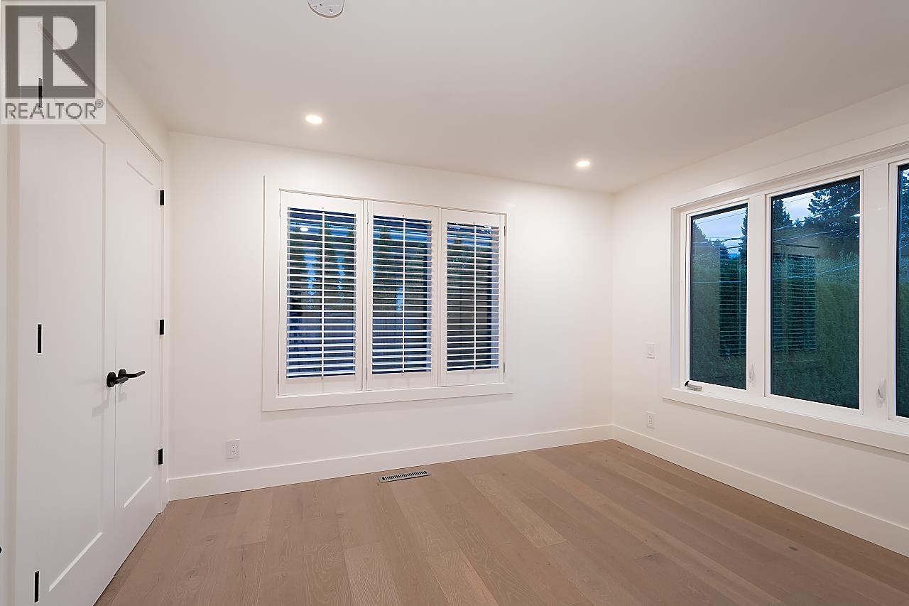 1565 19TH STREET, West Vancouver