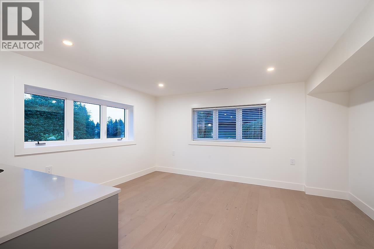 1565 19TH STREET, West Vancouver