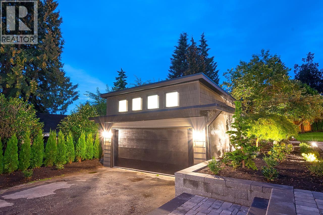 1565 19TH STREET, West Vancouver