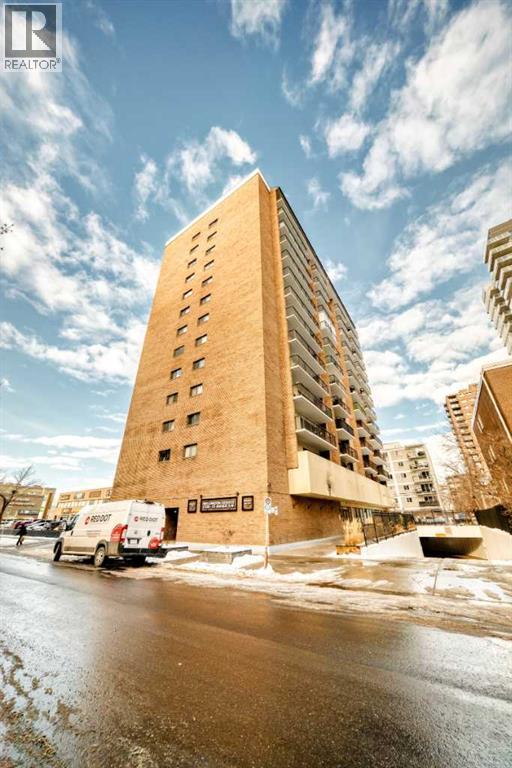 Single Family House for Sale in    Avenue SW Beltline Calgary 