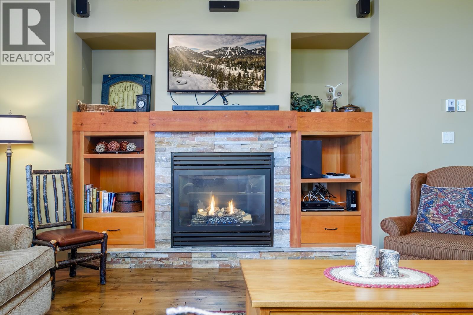 4320 Red Mountain Road Unit# 401, Rossland