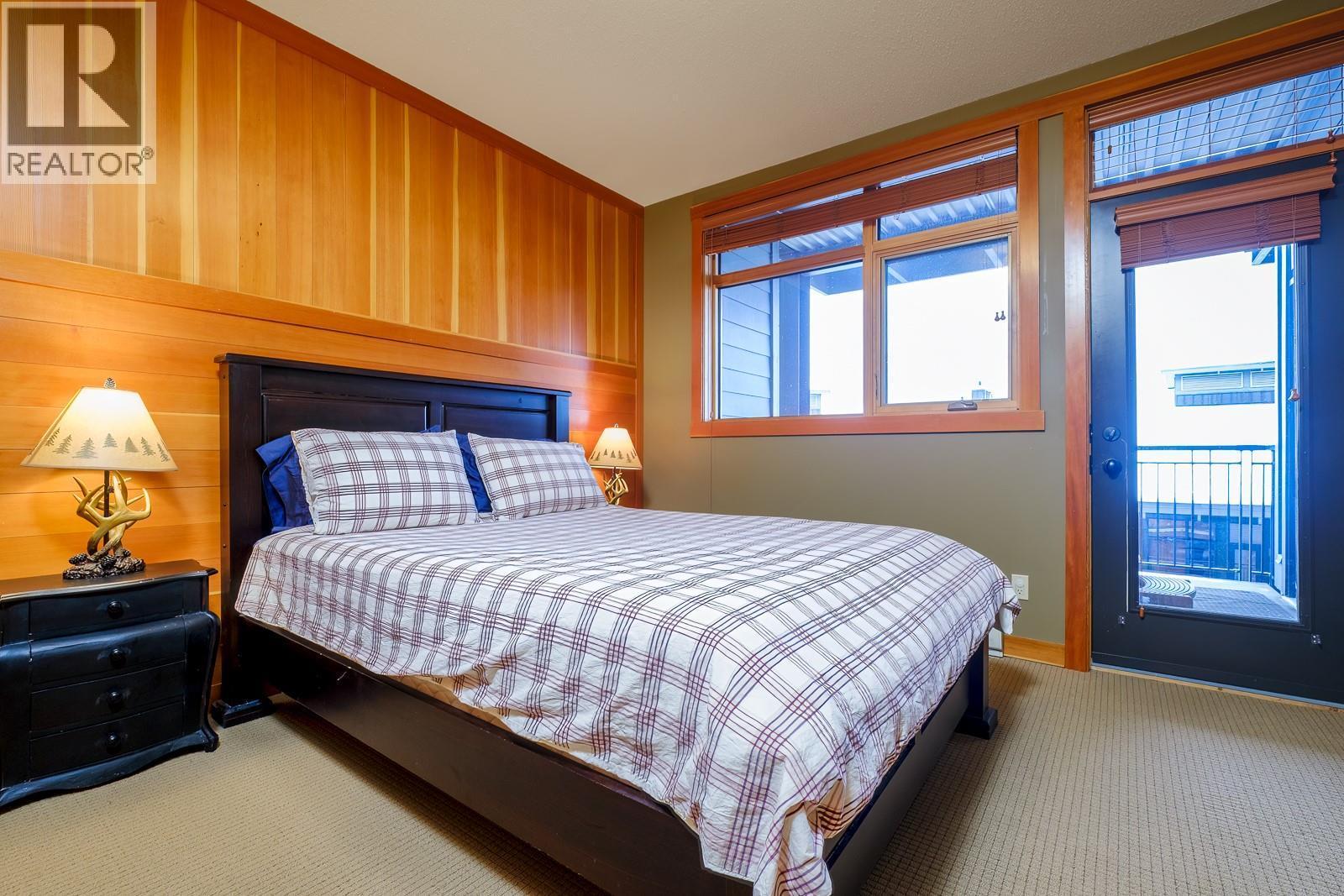 4320 Red Mountain Road Unit# 401, Rossland