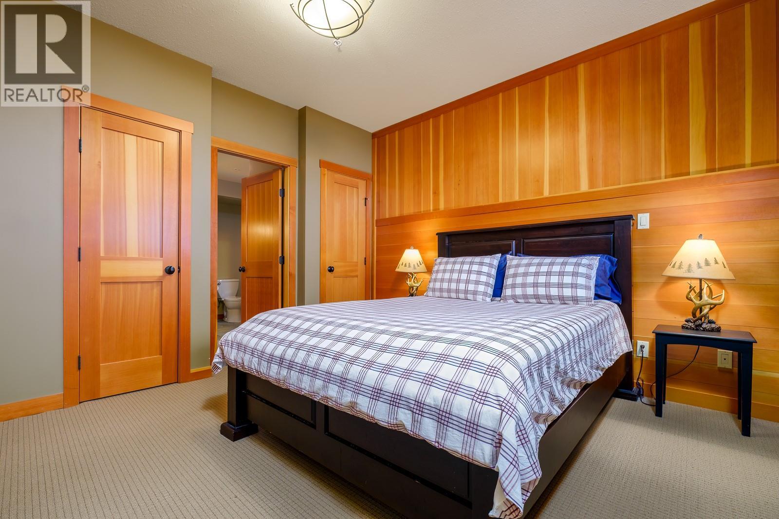 4320 Red Mountain Road Unit# 401, Rossland