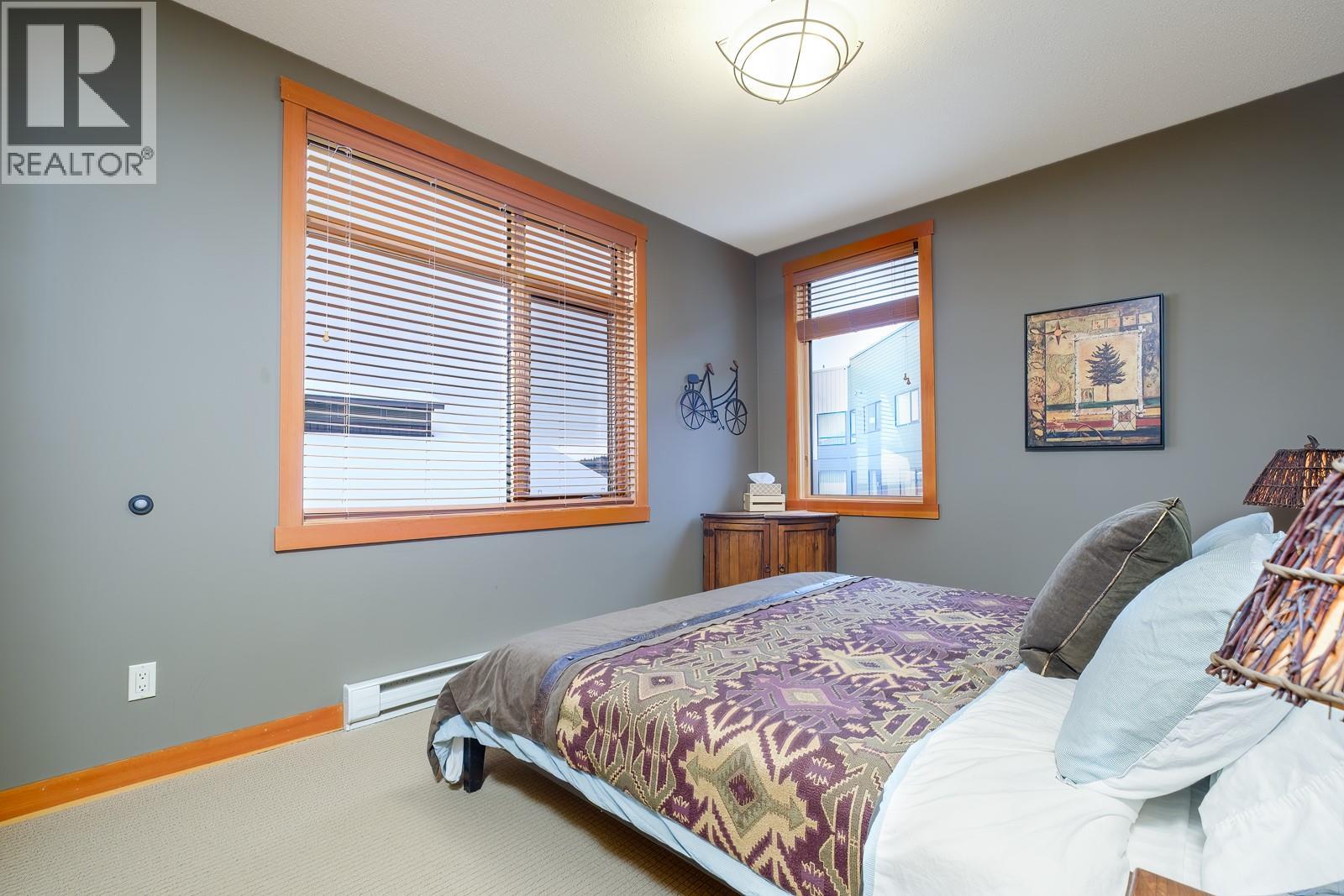 4320 Red Mountain Road Unit# 401, Rossland