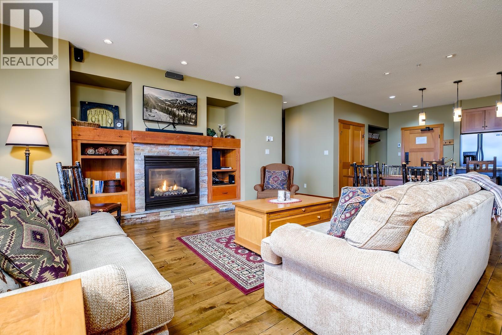 4320 Red Mountain Road Unit# 401, Rossland