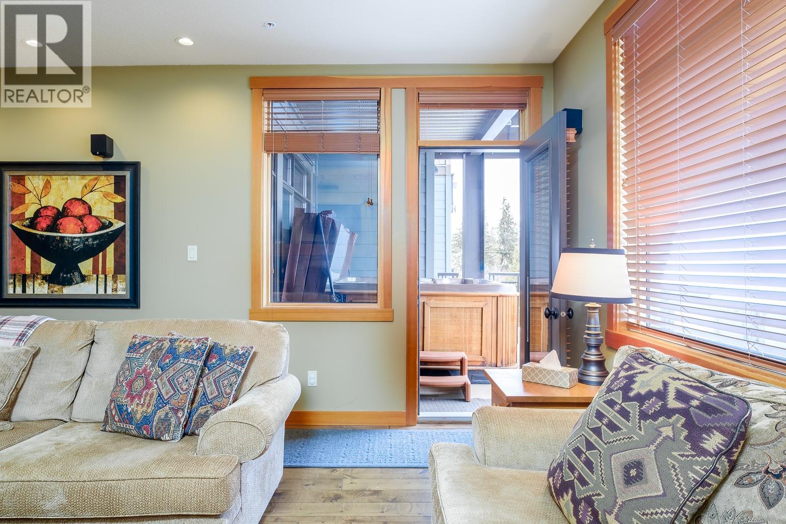 4320 Red Mountain Road Unit# 401, Rossland