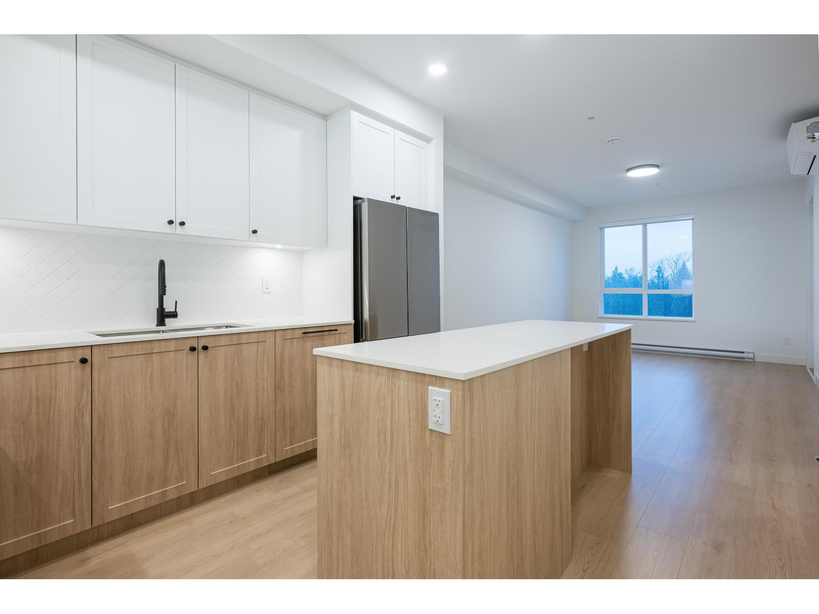 206 19911 76 AVENUE, Langley