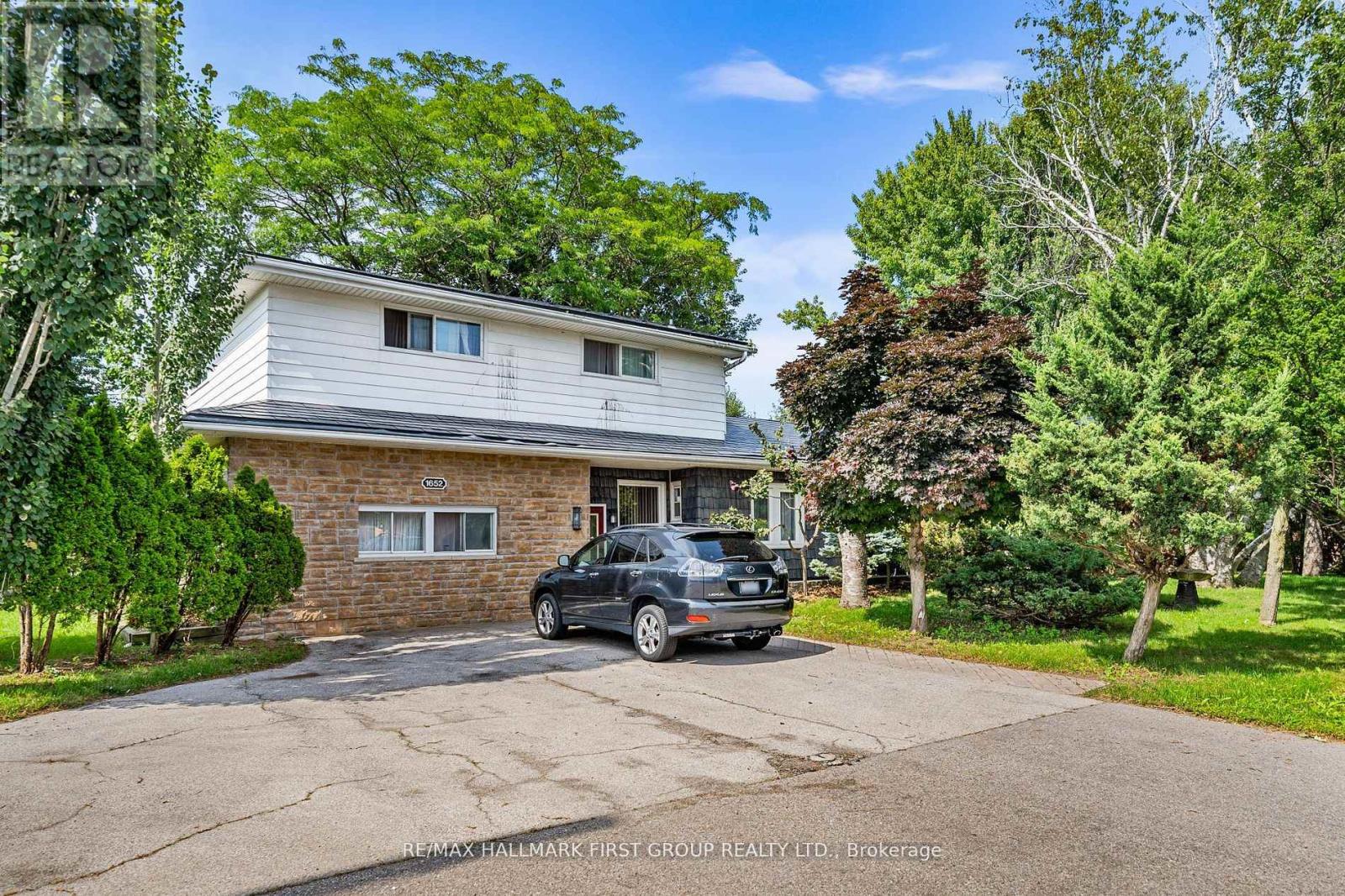1652 TAUNTON ROAD - 1
